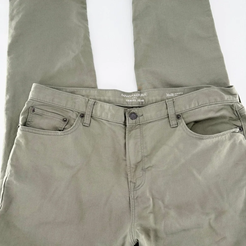 BANANA REPUBLIC Men's Travel Jeans Athletic Fit Olive Green 36x30 Stretch